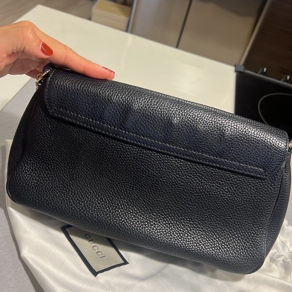 Gucci Soho Chain Crossbody - Picture 6 of 11